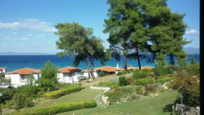 Deluxe Villa next to the sea Amazing view